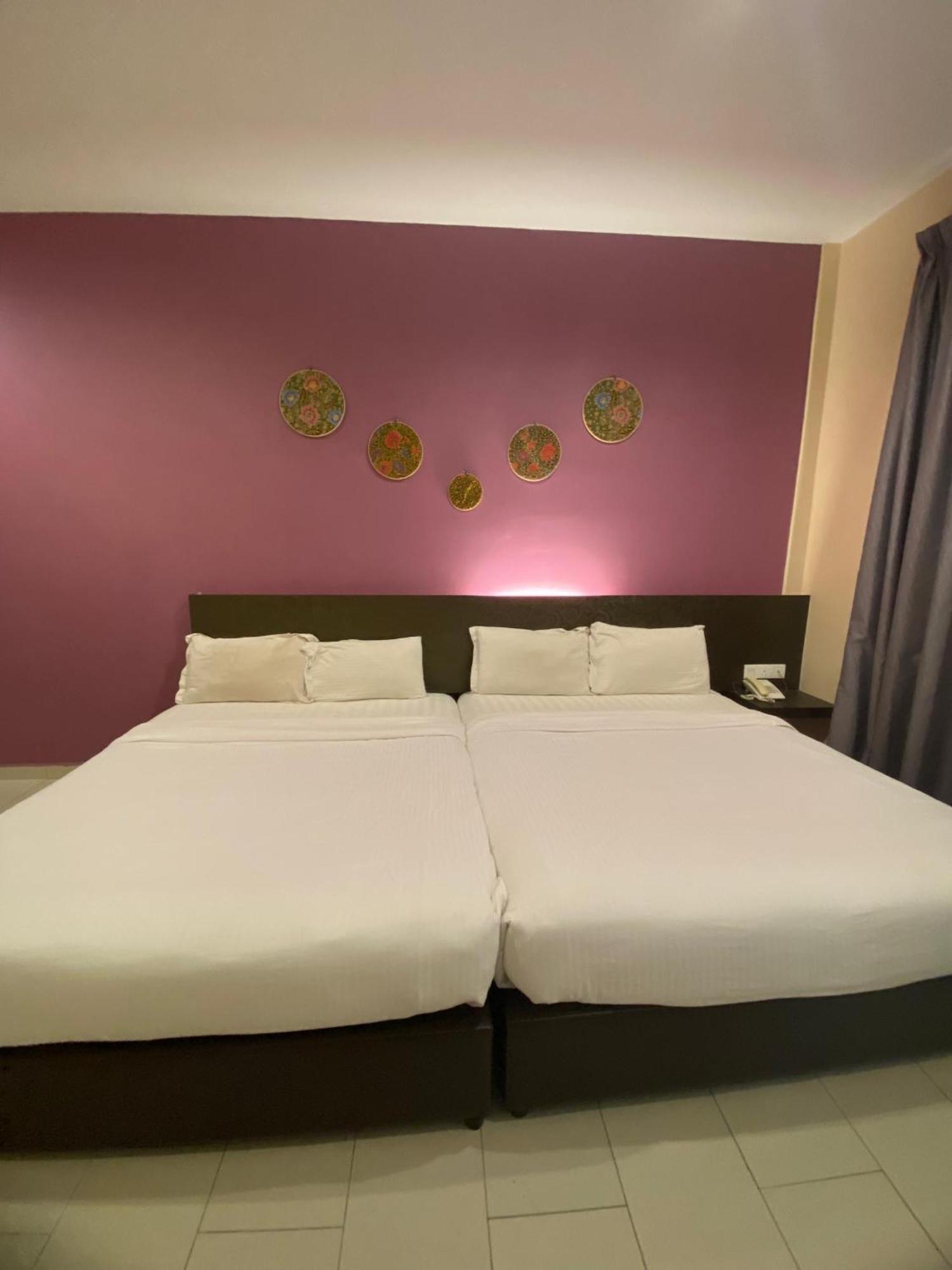 Hotel Mirage Pd Port Dickson Esterno foto